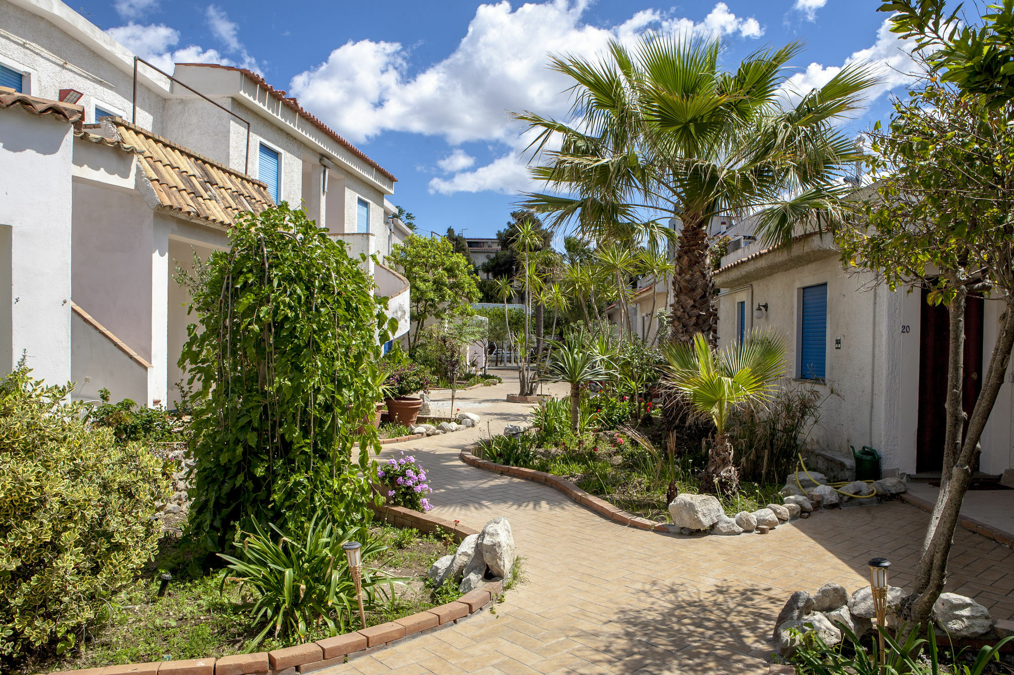 רג'יו די קאלאבריה Regent Beach Hotel & Apartments מראה חיצוני תמונה