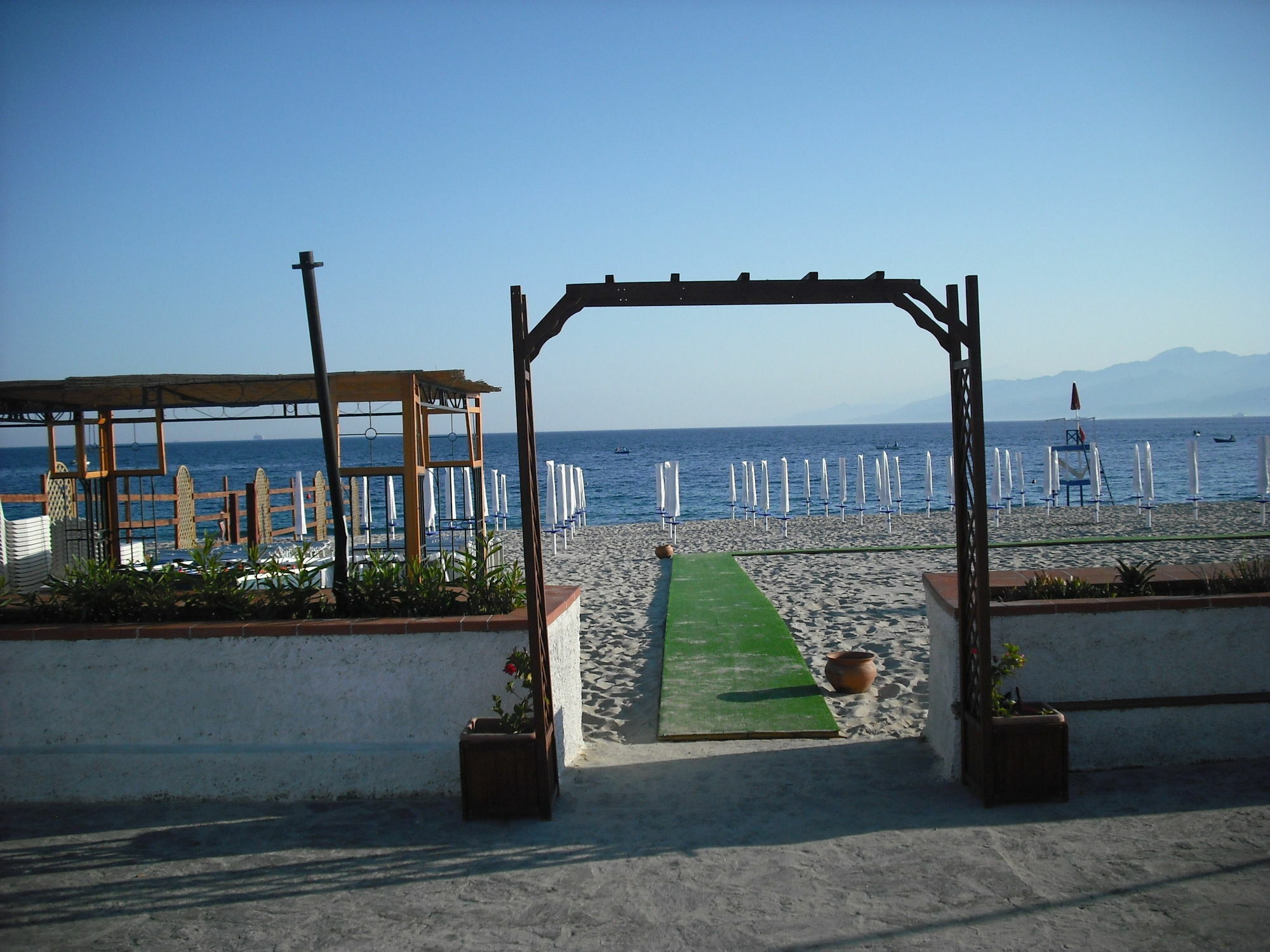 רג'יו די קאלאבריה Regent Beach Hotel & Apartments מראה חיצוני תמונה